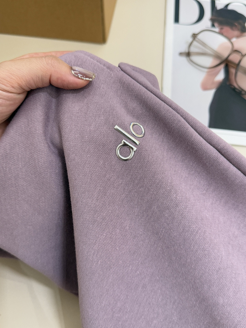 Alo Yoga Accolade Straight Leg Sweatpant · A3001 — תמונה 10