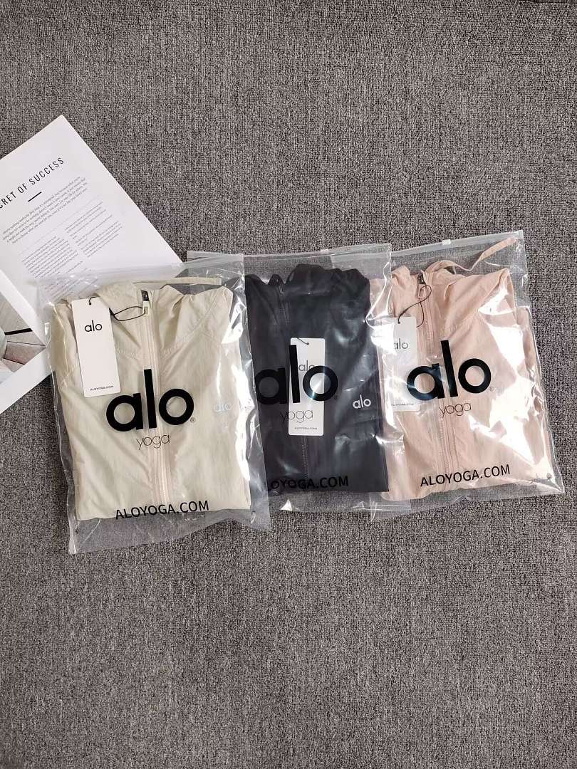 Alo Yoga Detachable-Hood Wind-Resistant Surplus Jacket · A3494 — תמונה 17