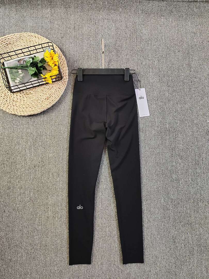 Alo Airlift High-Waist 7 · A3505 — תמונה 15