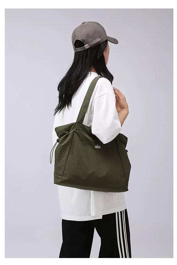 Alo Yoga Alo Aura Universal Tote Bag · A2904 — תמונה 31