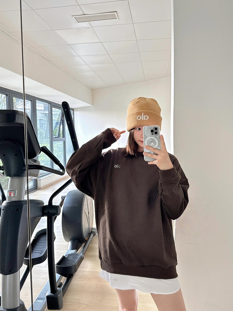 Alo Yoga Accolade Crew Neck Pullover · A2748 — תמונה 8