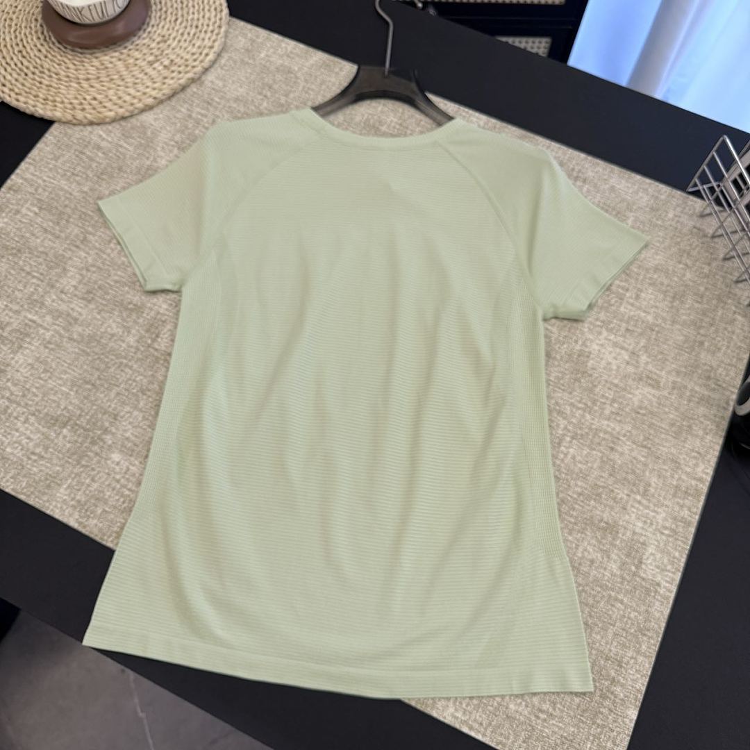 Alo All Day Short Sleeve · A3338 — תמונה 21
