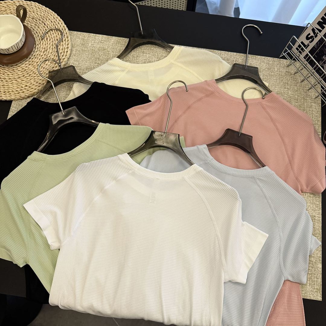 Alo All Day Short Sleeve · A3338 — תמונה 4