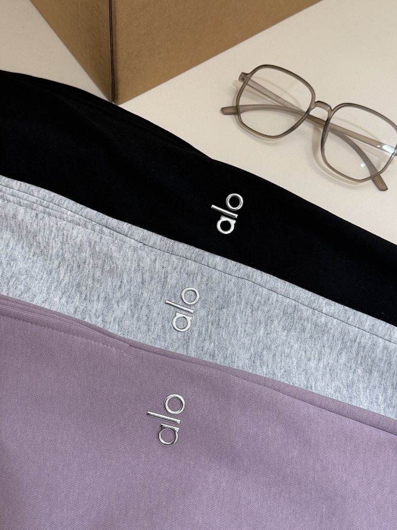 Alo Yoga Accolade Straight Leg Sweatpant · A3001 — תמונה 19