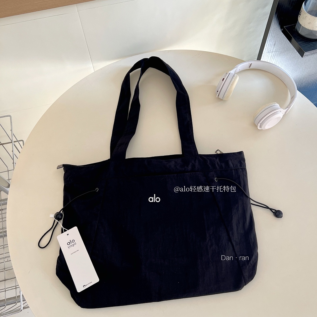 Alo Yoga Alo Aura Universal Tote Bag · A2904 — תמונה 23