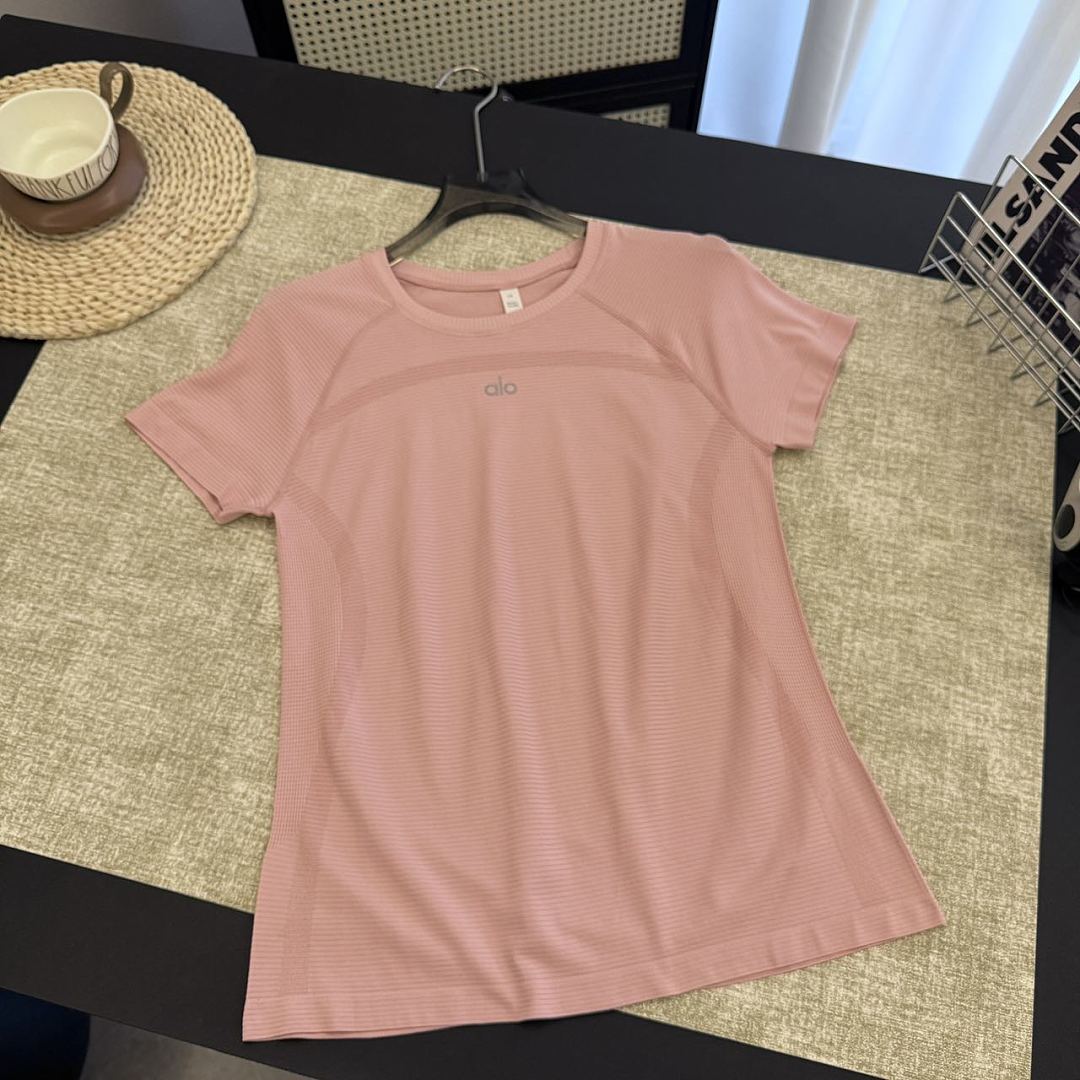 Alo All Day Short Sleeve · A3338 — תמונה 35