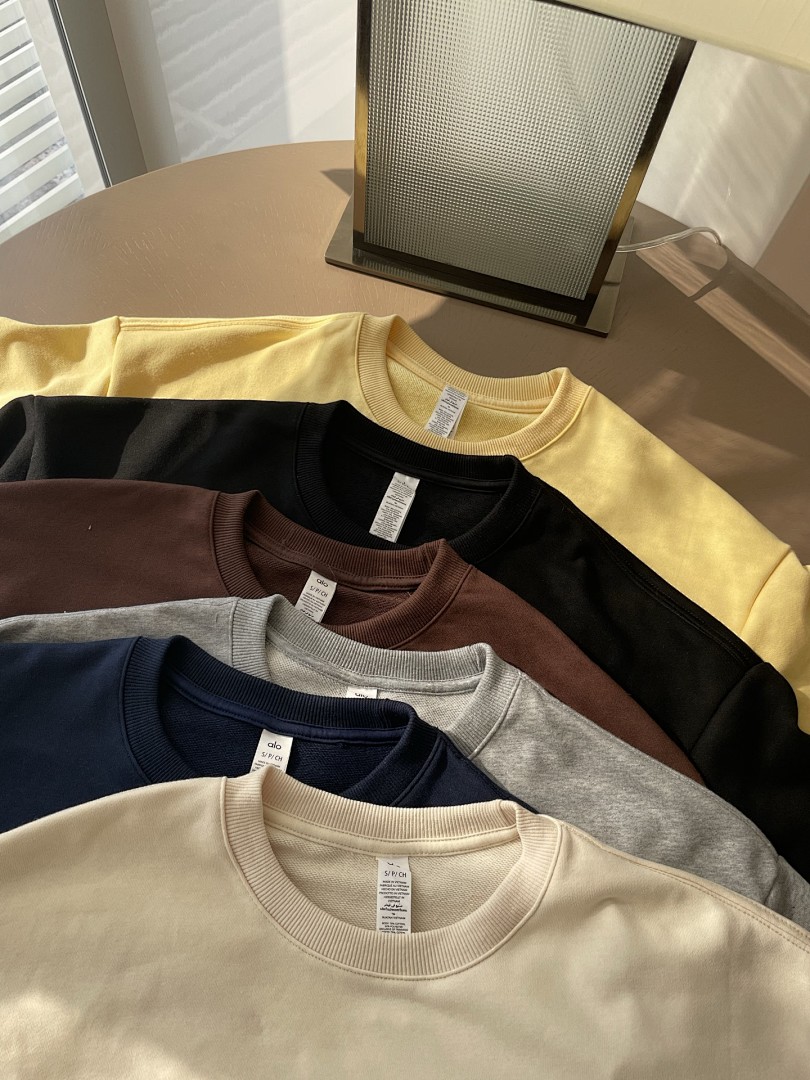 Alo Yoga Accolade Crew Neck Pullover · A2939 — תמונה 41