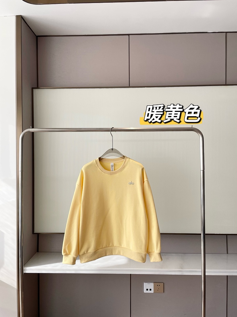 Alo Yoga Accolade Crew Neck Pullover · A2939 — תמונה 49