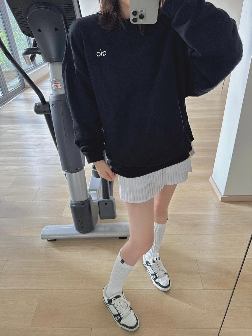 Alo Yoga Accolade Crew Neck Pullover · A2748 — תמונה 9