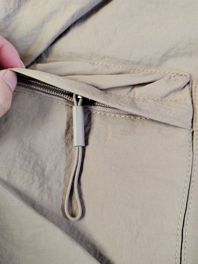 Alo Utility Cross Body Bucket Bag · A2883 — תמונה 7