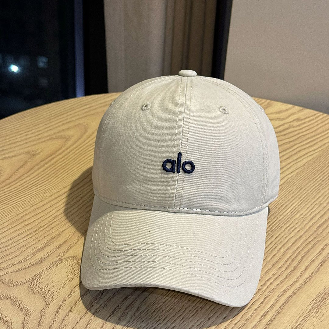 Alo Yoga Off-Duty Cap · A3162 — תמונה 12
