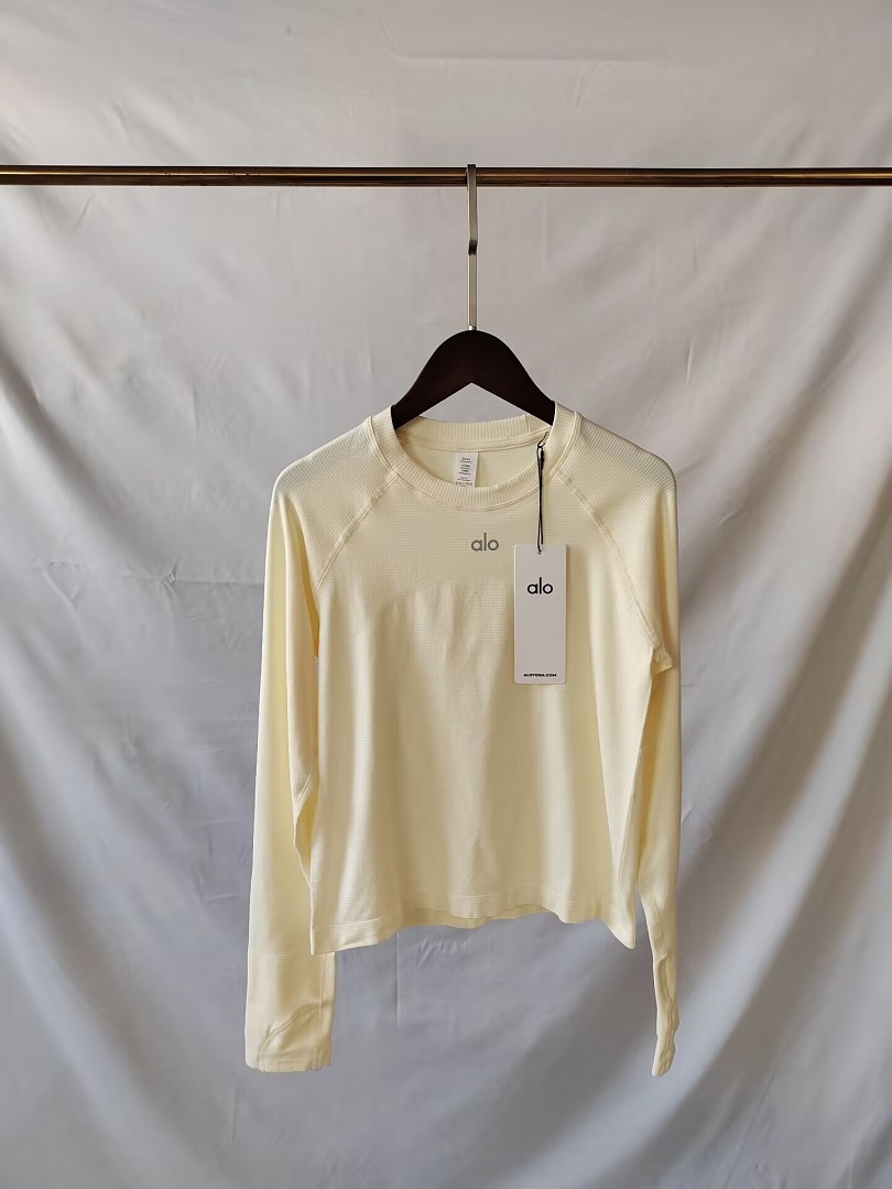 A3487 Alo women sports t-shirt long sleeve — תמונה 16