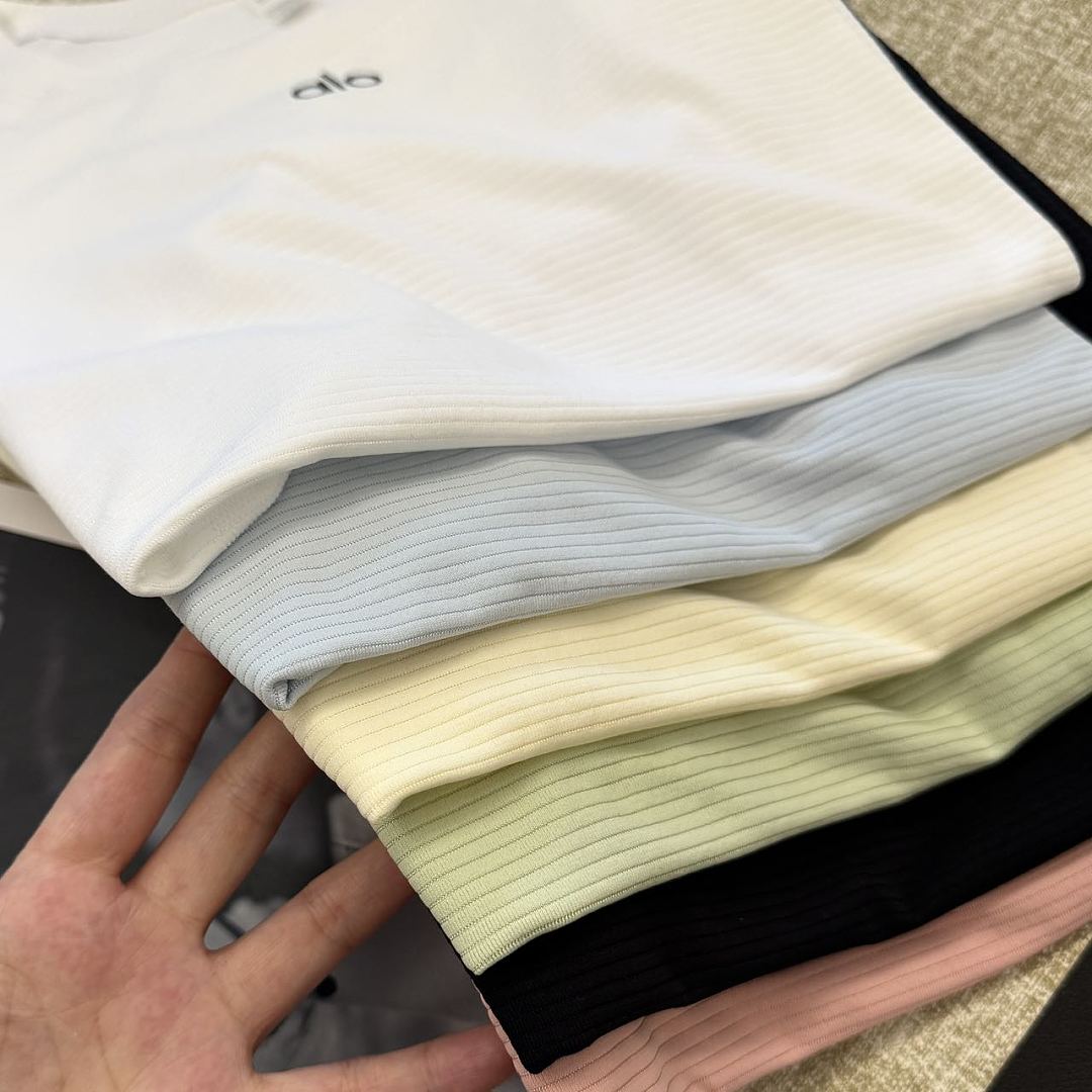 Alo All Day Short Sleeve · A3338 — תמונה 8