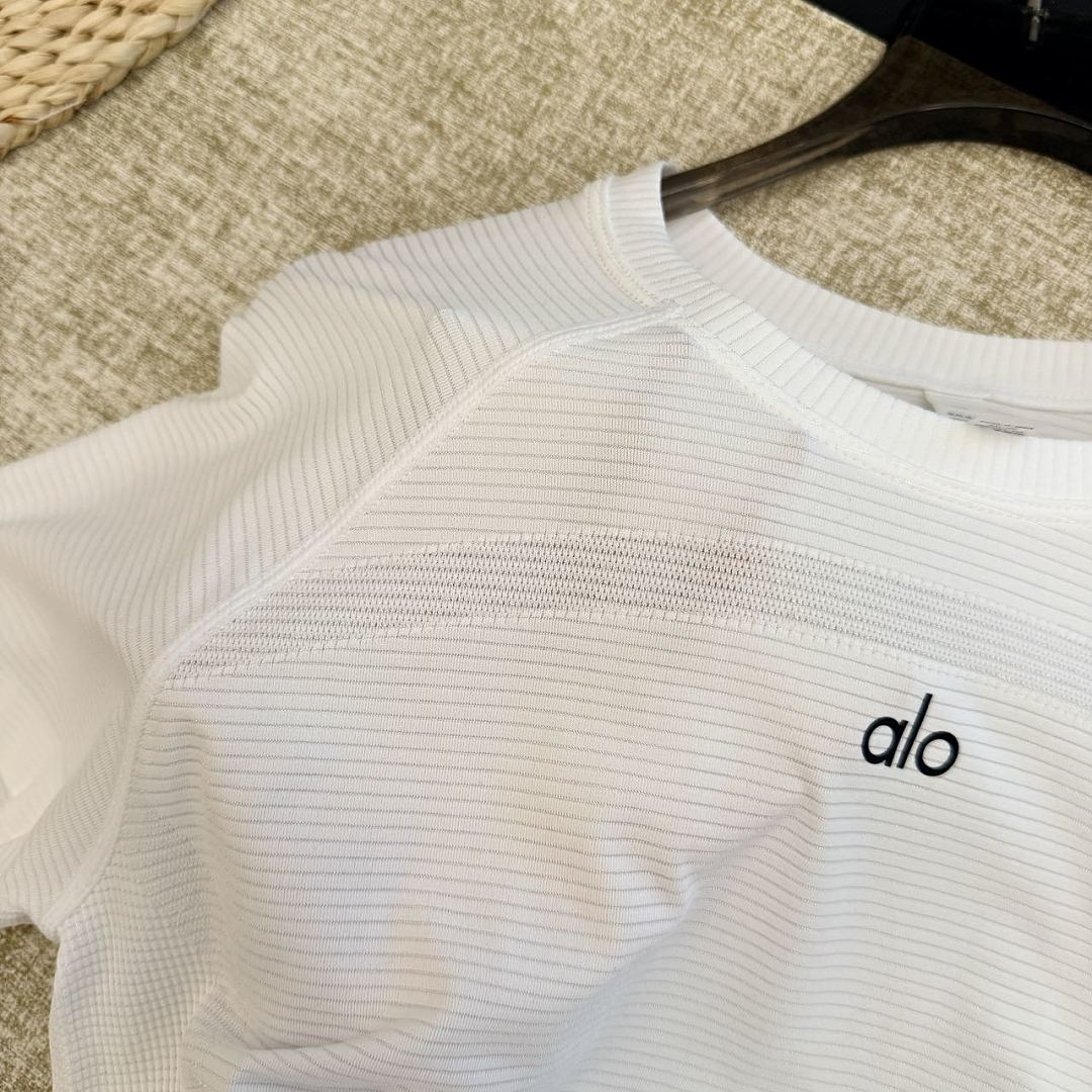 Alo All Day Short Sleeve · A3338 — תמונה 17