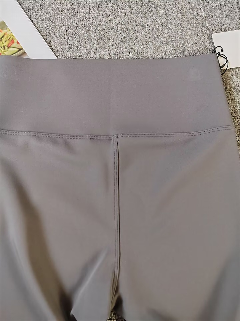 A3484 Alo women brushed thin velvet leggings — תמונה 8