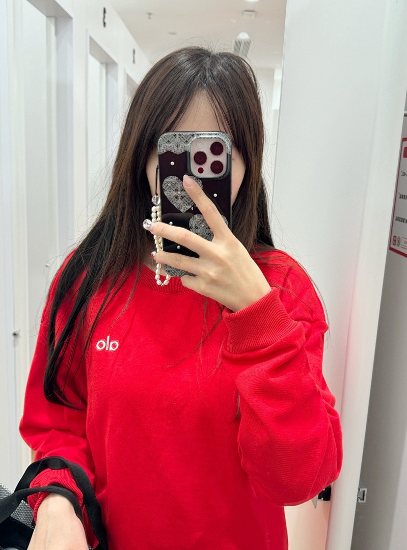 Alo Yoga Accolade Crew Neck Pullover · A2748 — תמונה 10