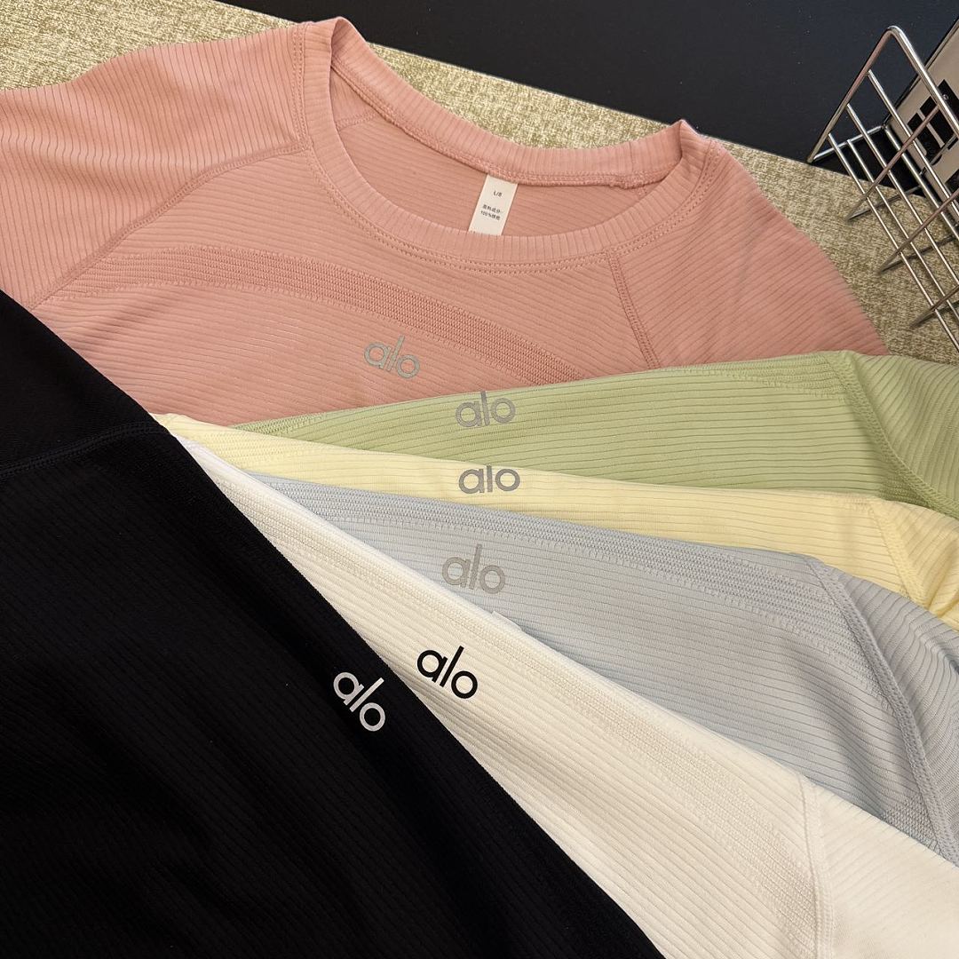 Alo All Day Short Sleeve · A3338 — תמונה 7