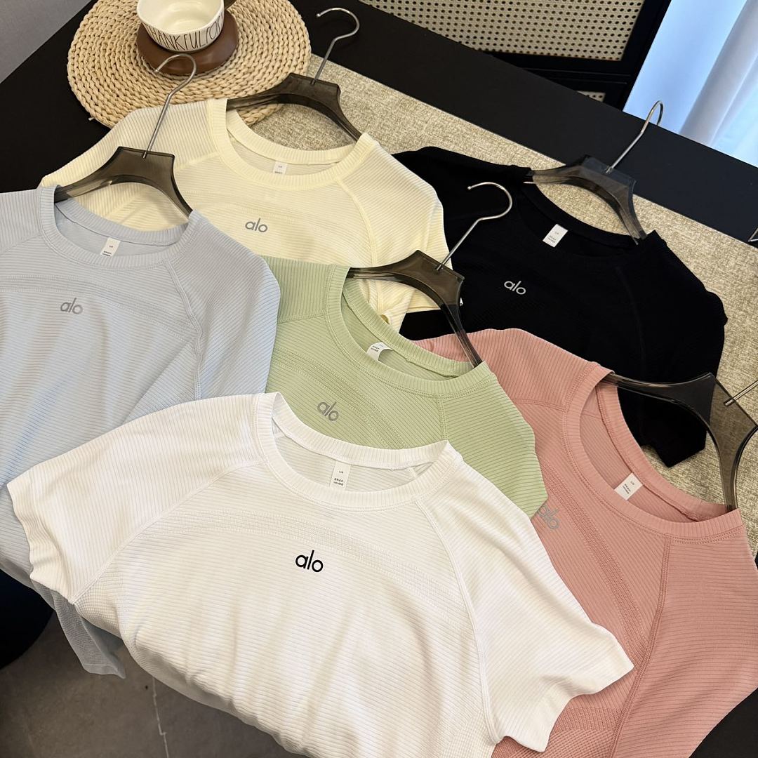 Alo All Day Short Sleeve · A3338 — תמונה 5