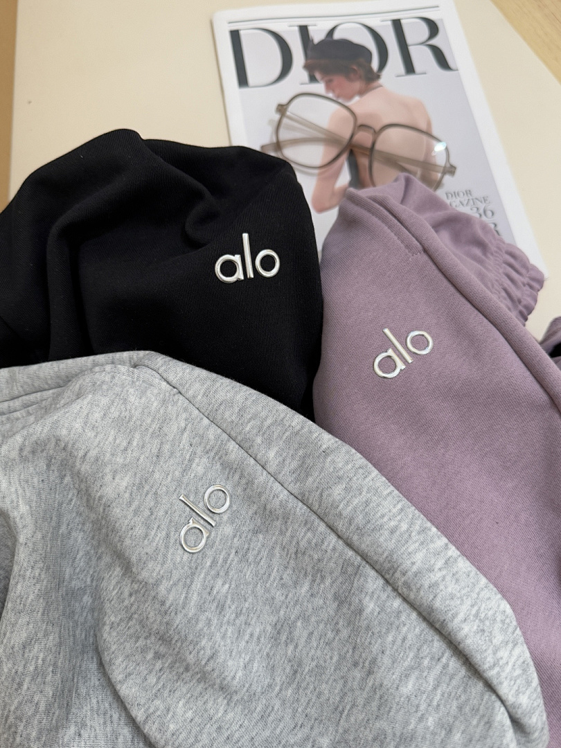 Alo Yoga Accolade Straight Leg Sweatpant · A3001 — תמונה 15