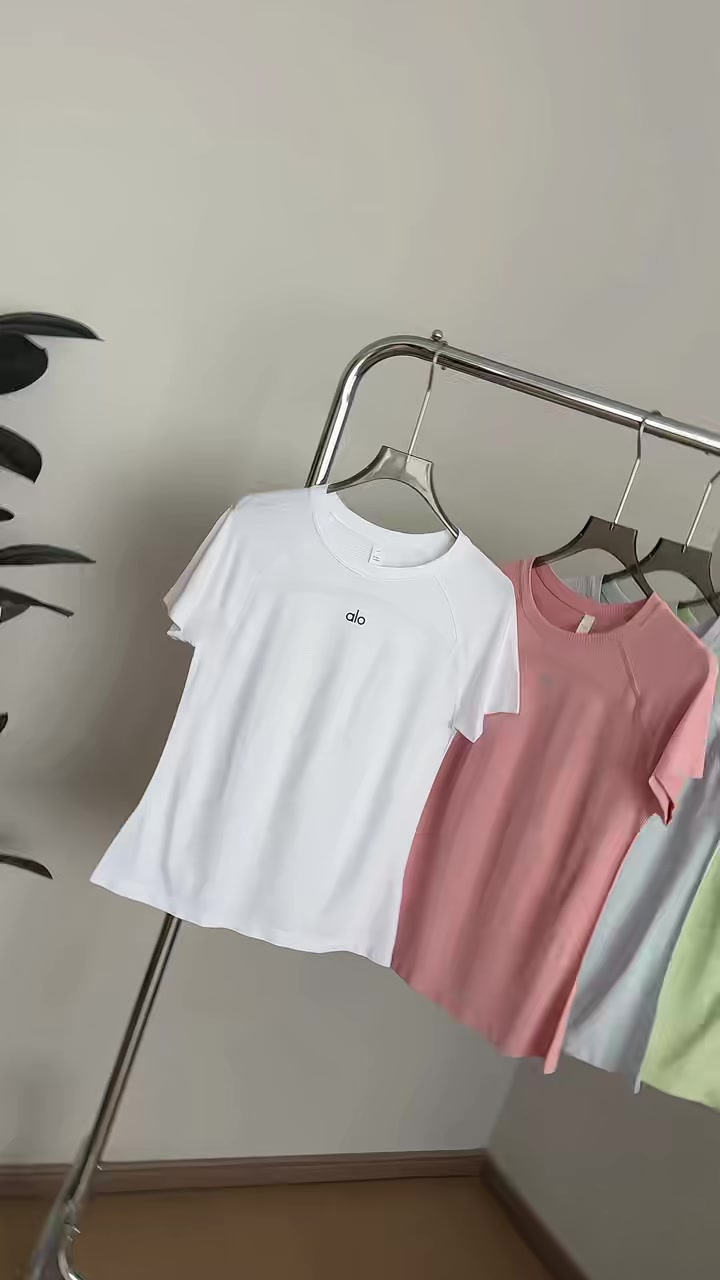 Alo All Day Short Sleeve · A3338 — תמונה 2