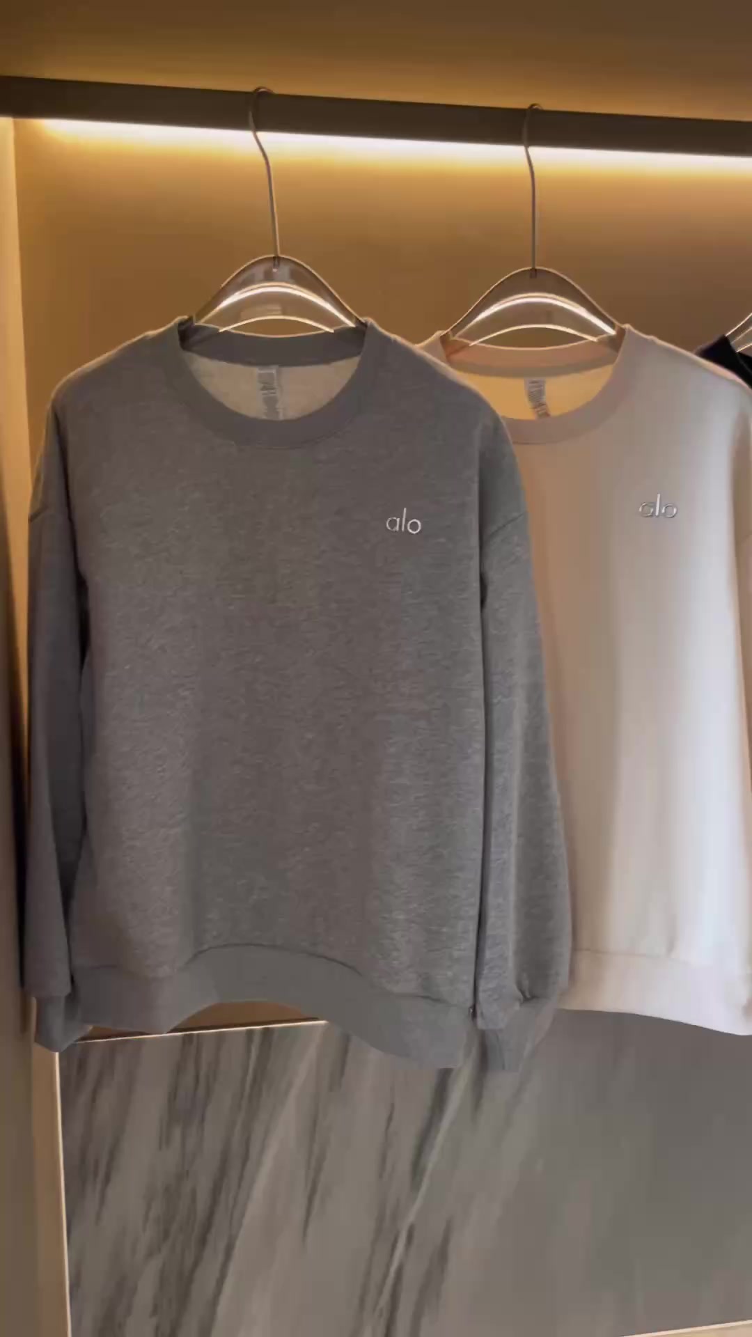 Alo Accolade Crew Neck Pullover · A3195 — תמונה 2