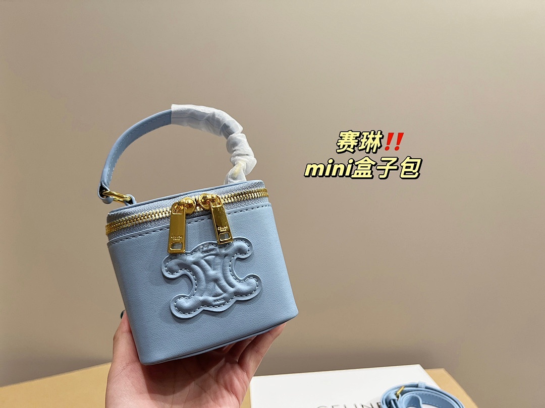 Celine Triomphe Mini Vanity Case · 4799 — תמונה 11
