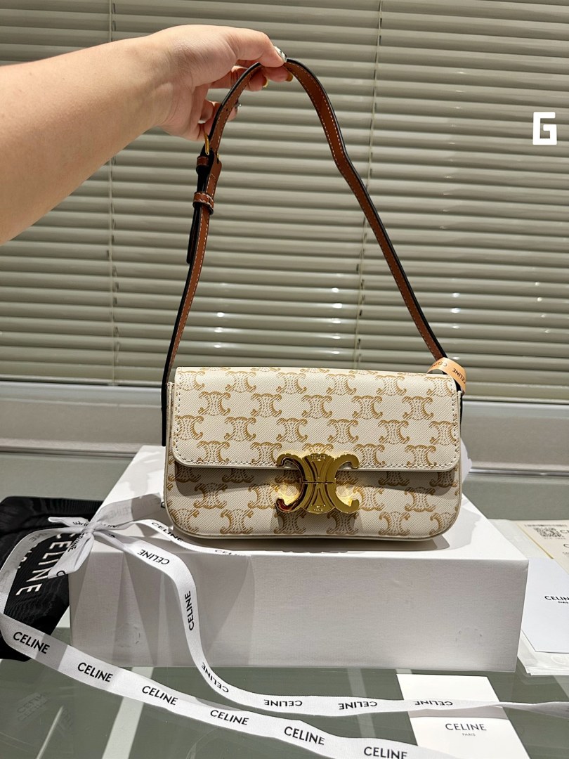 Celine Triomphe Bag · 4672 — תמונה 12