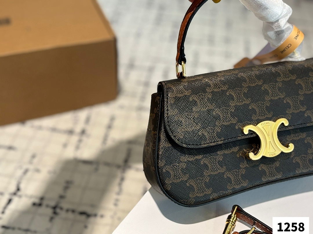 Celine Mini Claude Triomphe · 5717 — תמונה 12