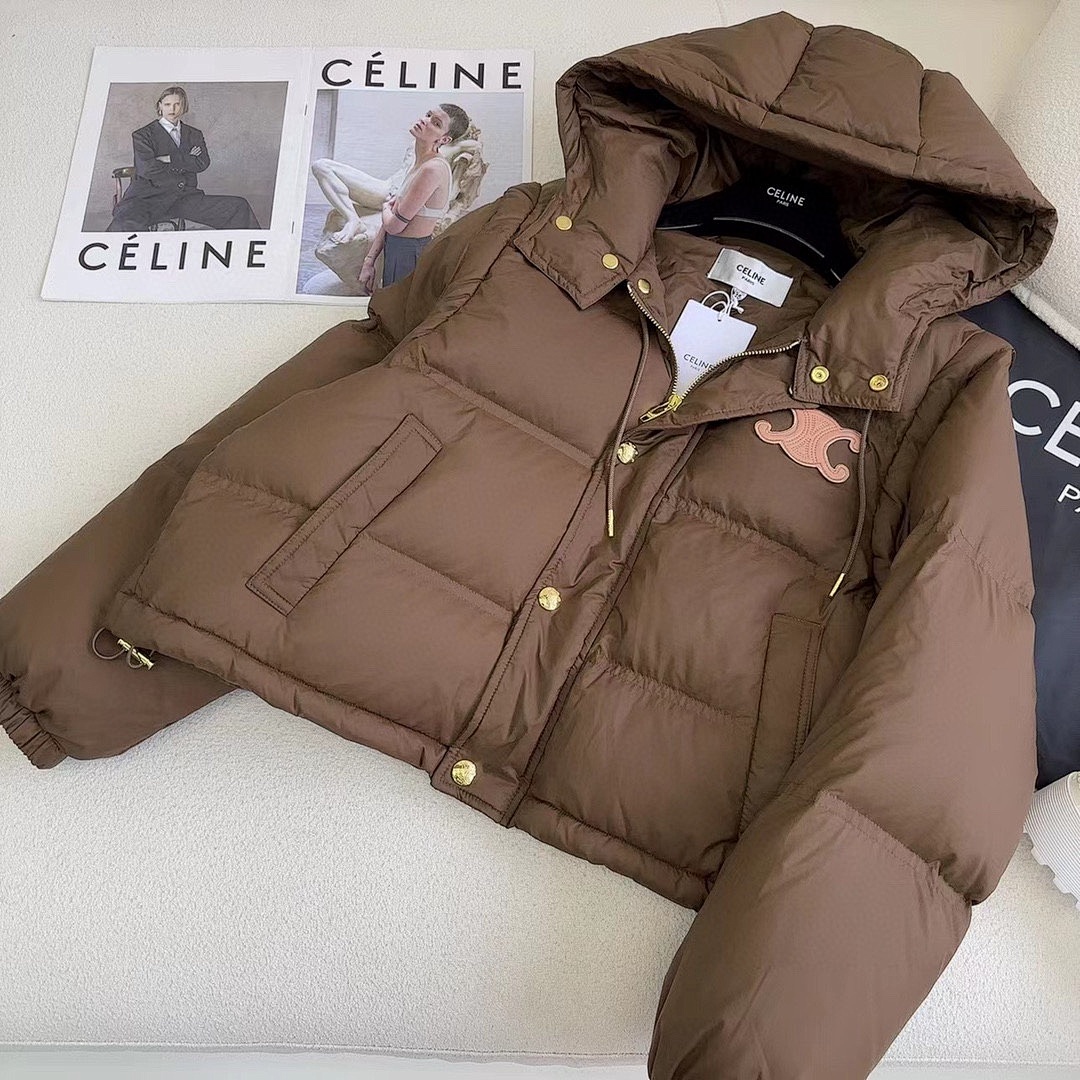 Celine Triomphe Cropped Down Jacket · 4750 — תמונה 7