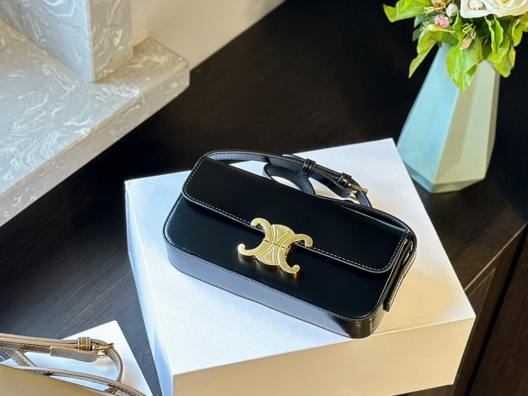 Celine Triomphe · 4893 — תמונה 13