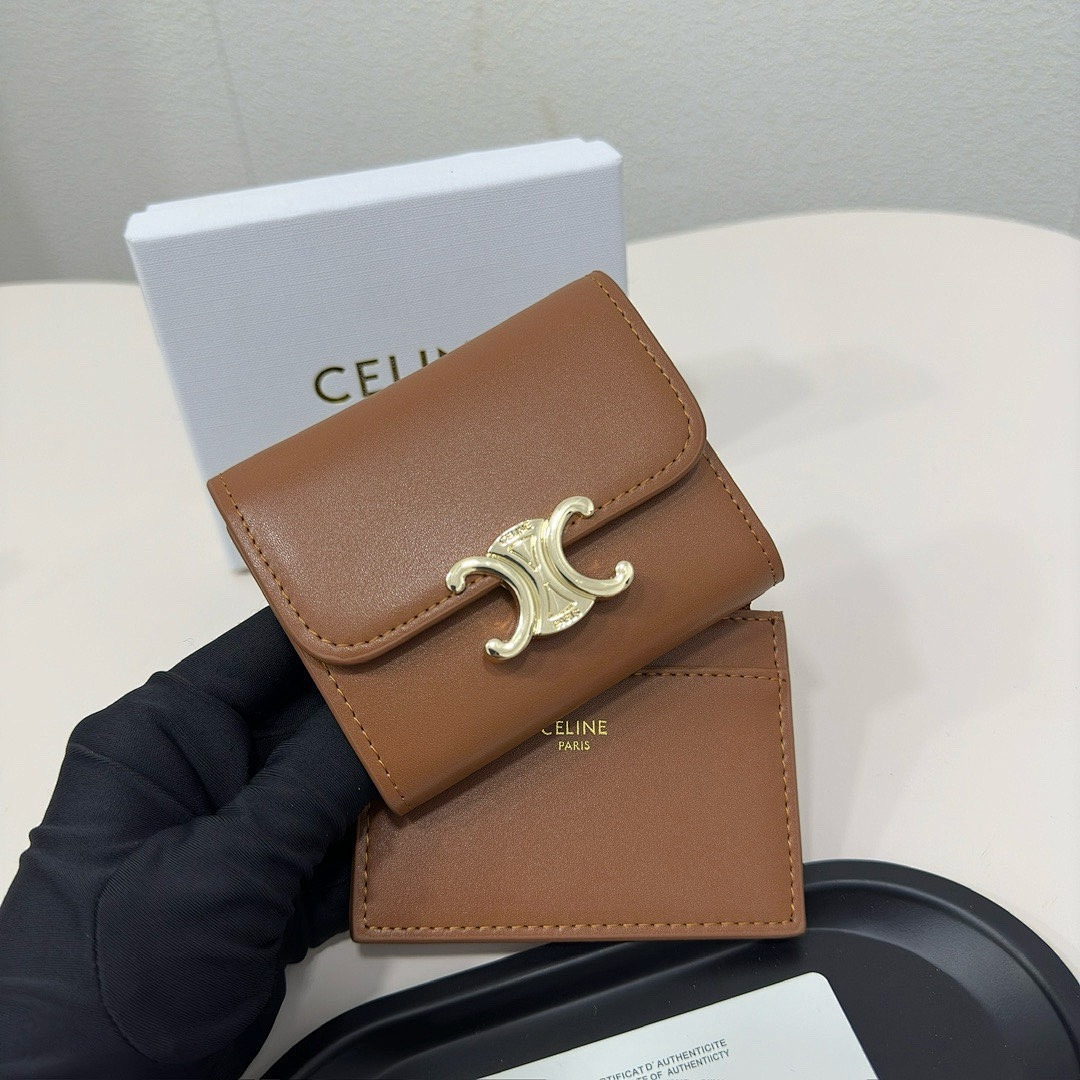 CELINE Triomphe Small Flap Wallet · 5485 — תמונה 30