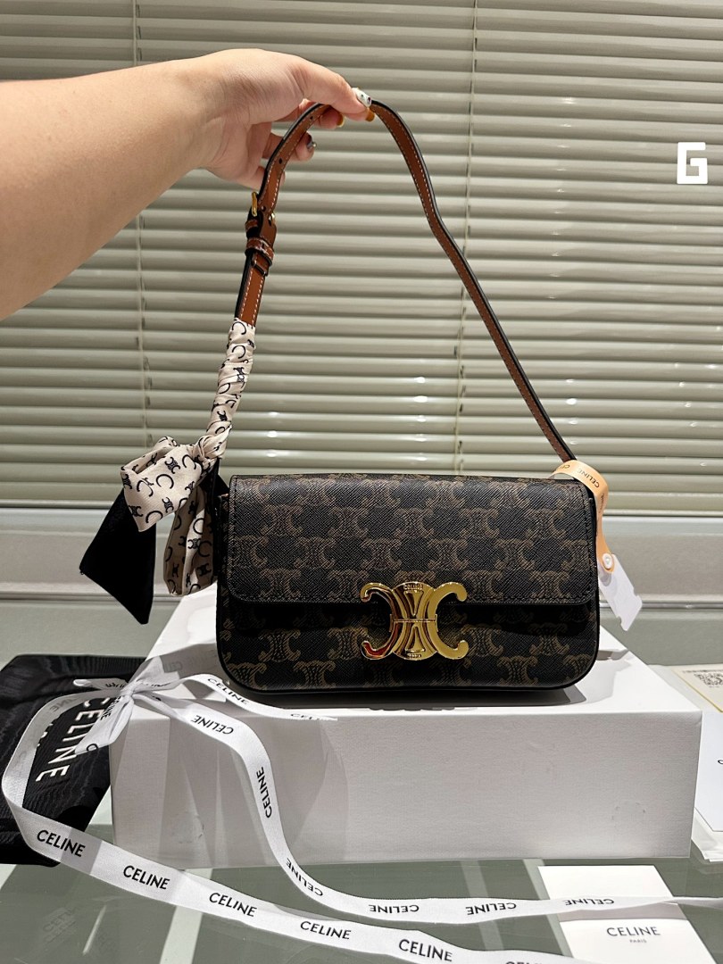 Celine Triomphe Bag · 4672 — תמונה 10