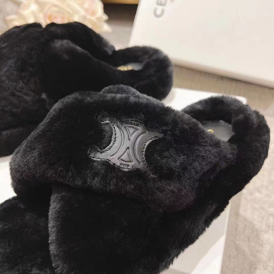 Celine Triomphe Fur Slide · 4989 — תמונה 16