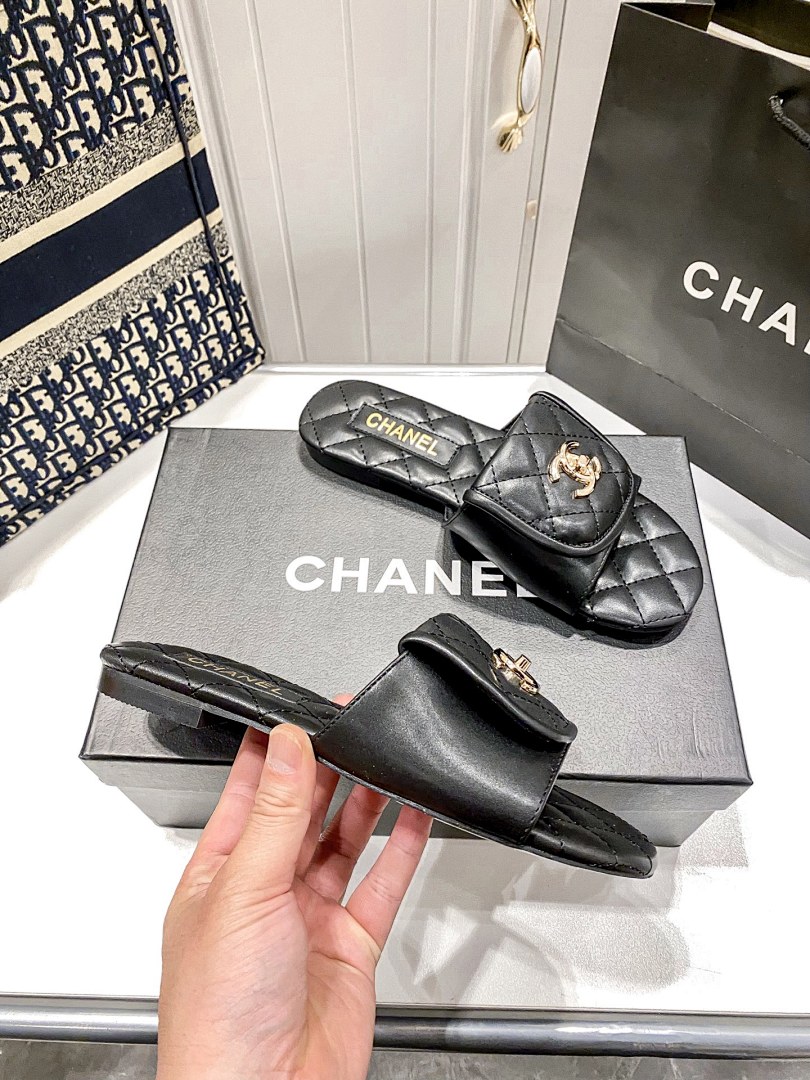 Chanel Turnlock Flat Mules · 5291 — תמונה 10