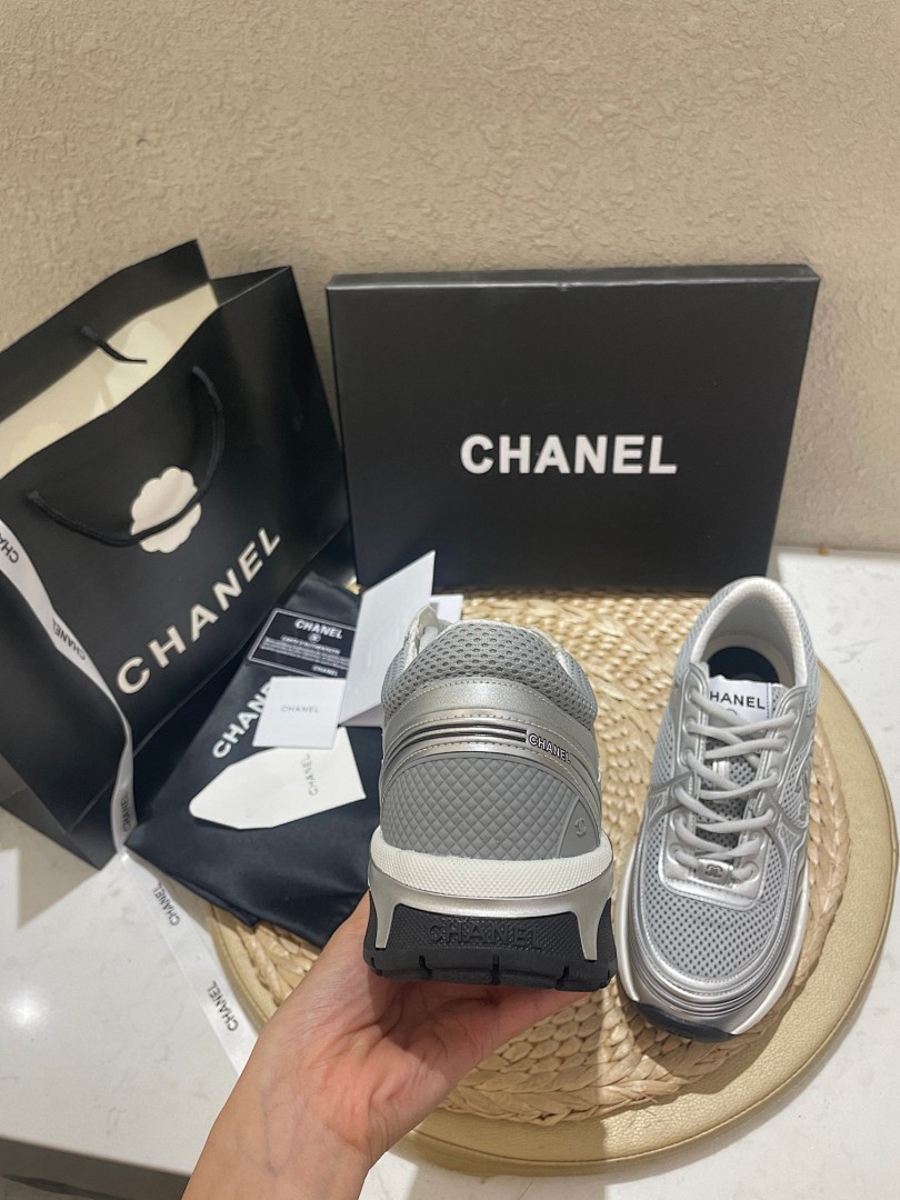 Chanel CC Logo Sneaker · 5087 — תמונה 12