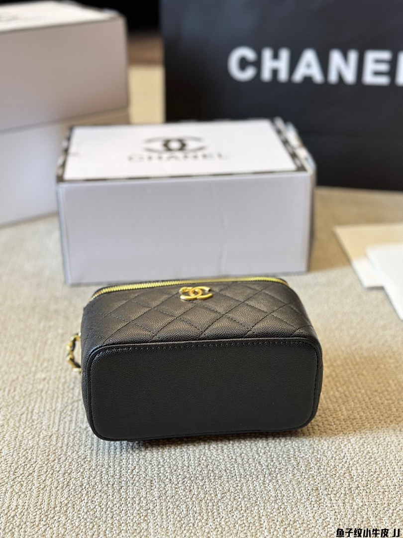 Chanel Vanity Case With Chain · 4715 — תמונה 6