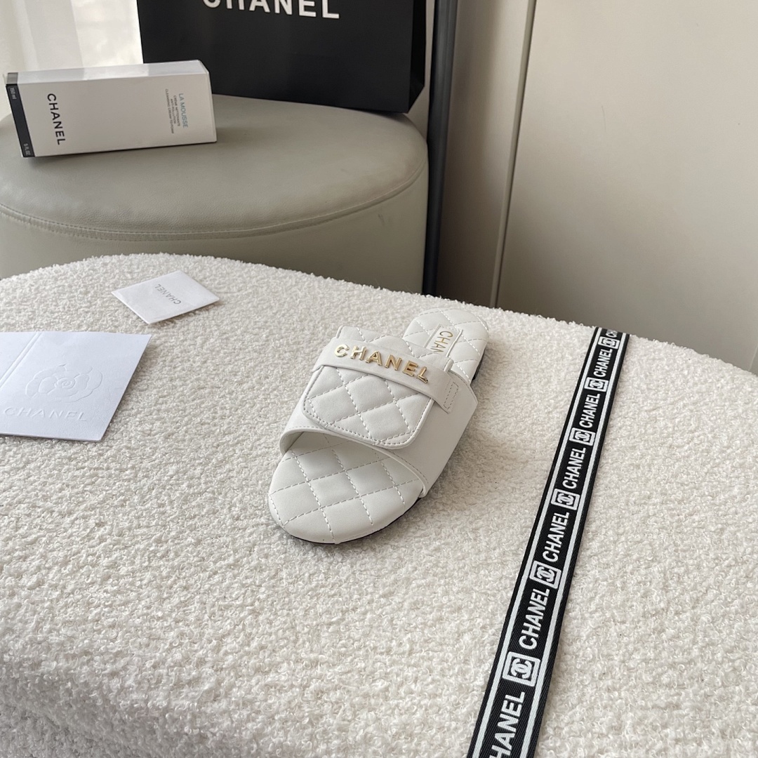 Chanel — סנדלים וכפכפים · 5194 — תמונה 9