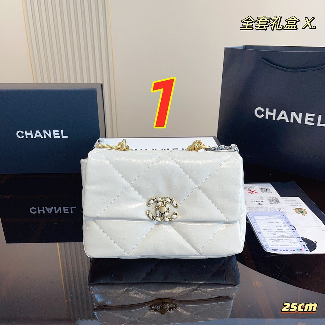 Chanel 19 Flap Bag · 5103 — תמונה 2