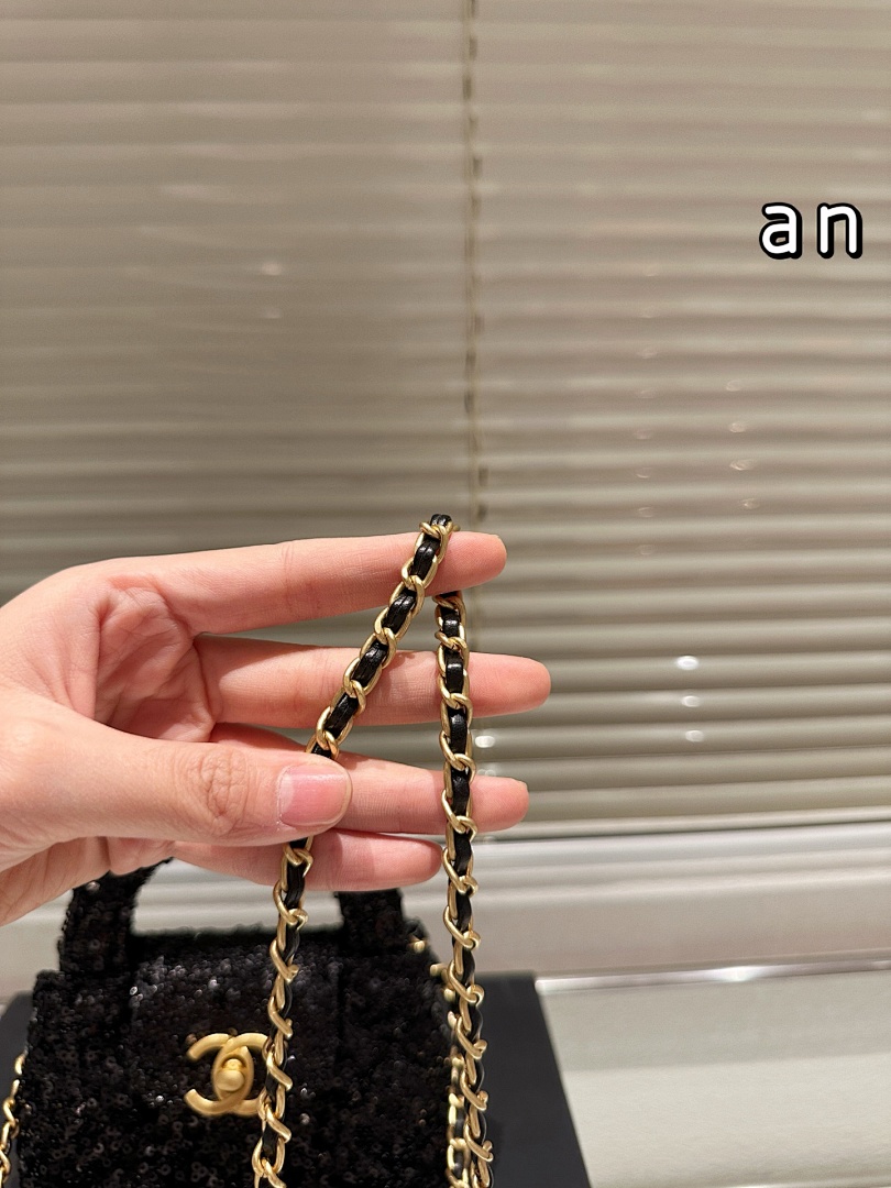 Chanel — תיק יד · 5896 — תמונה 5