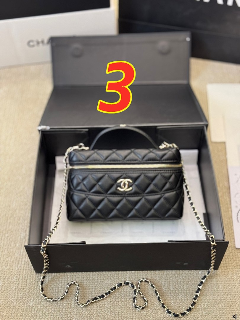 Chanel Slim Vanity Case With Chain · 5300 — תמונה 4