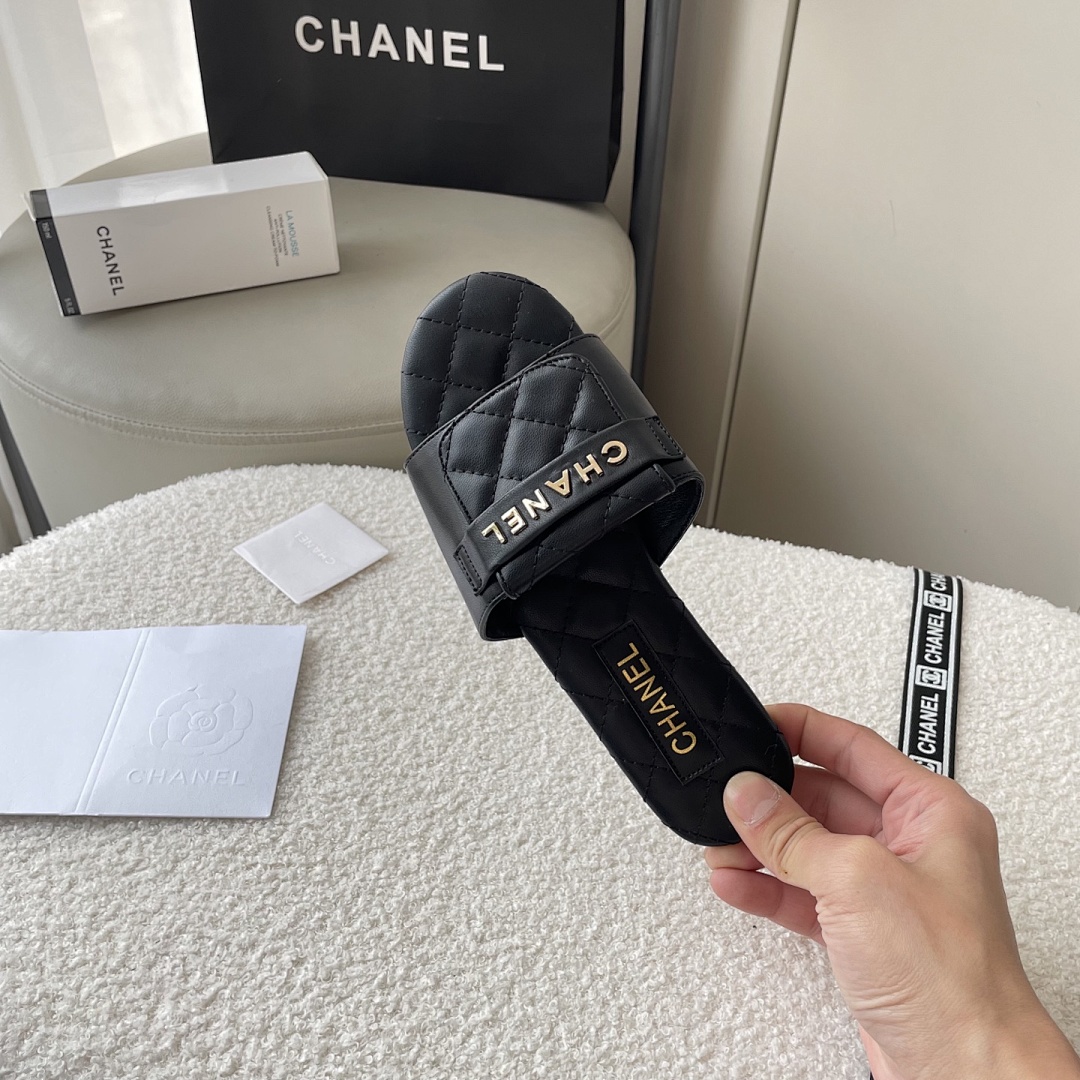 Chanel — סנדלים וכפכפים · 5194 — תמונה 5