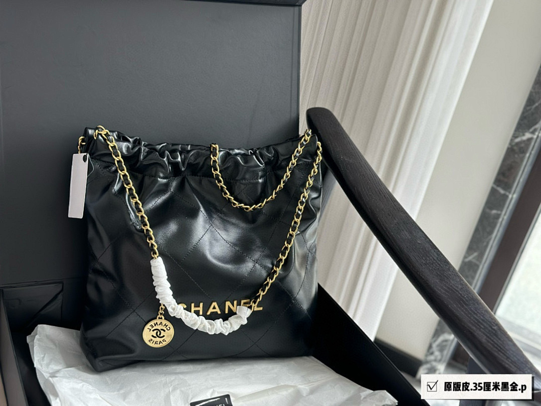 Chanel 22 · 6031