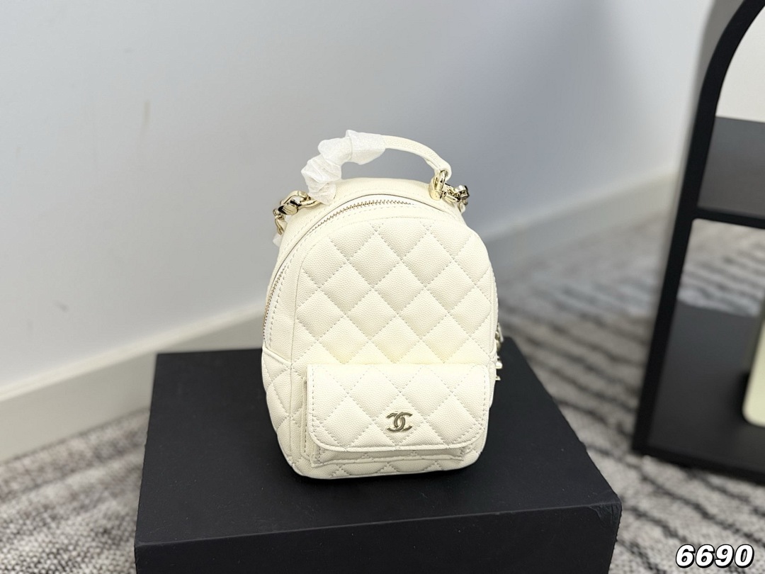 Chanel Mini Backpack · 5669 — תמונה 9