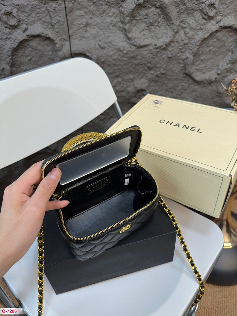 Chanel Vanity Case · 4777 — תמונה 10