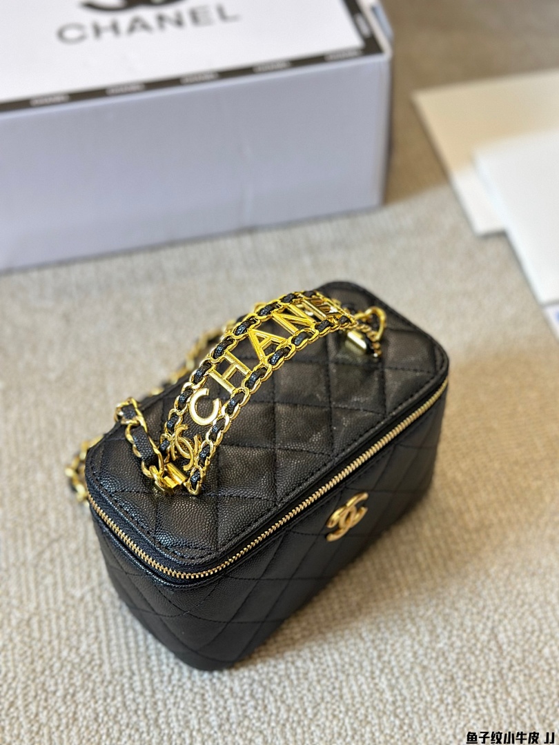 Chanel Vanity Case With Chain · 4715 — תמונה 7