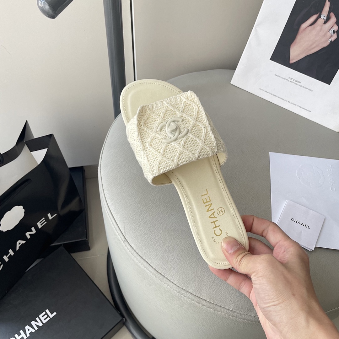 Chanel Crochet CC Mules Sandals · 5294 — תמונה 9
