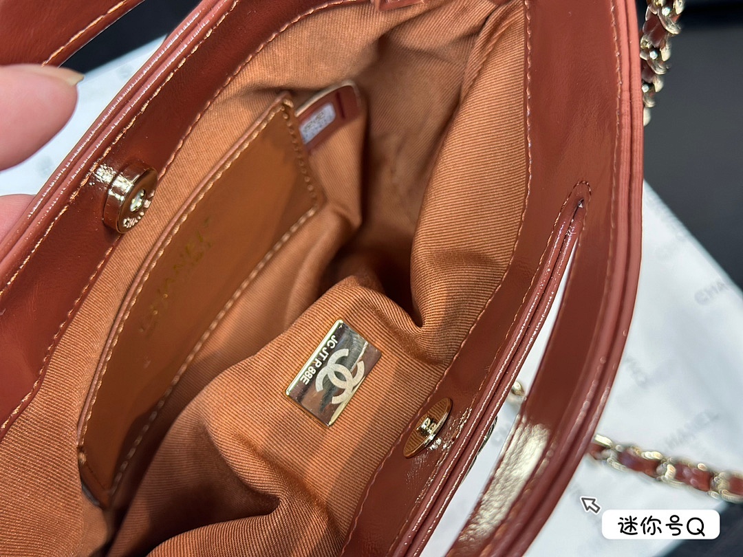 Chanel Nano 31 Shopping Bag · 5104 — תמונה 6