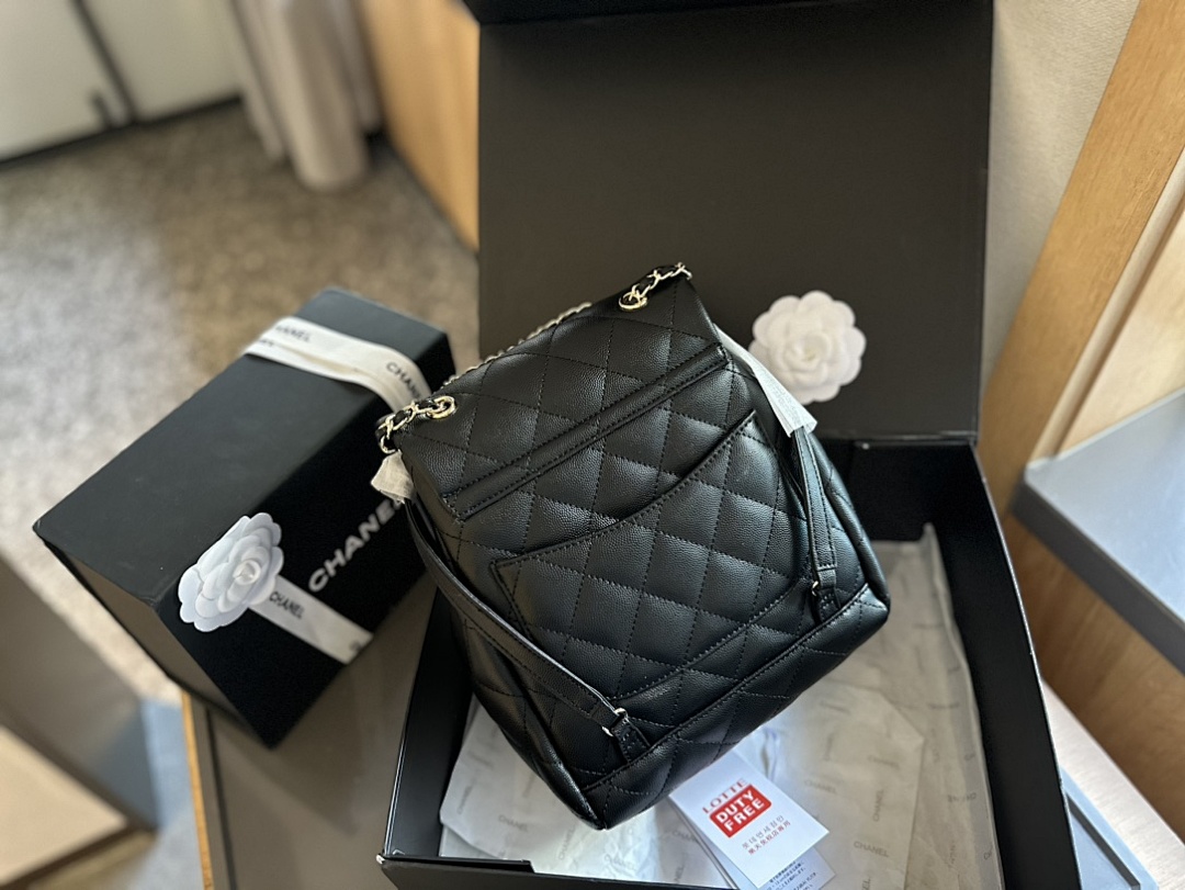 Chanel Urban Spirit Backpack · 4853 — תמונה 9