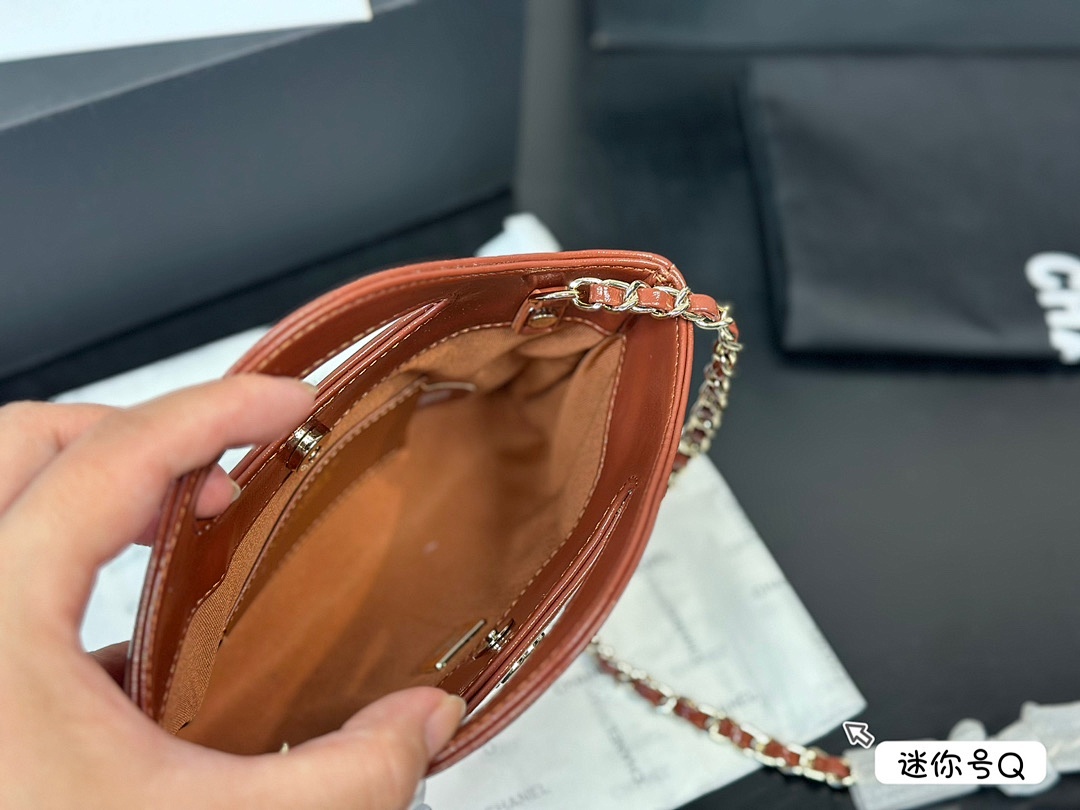 Chanel Nano 31 Shopping Bag · 5104 — תמונה 7