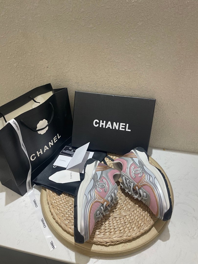 Chanel CC Logo Sneaker · 5087 — תמונה 20